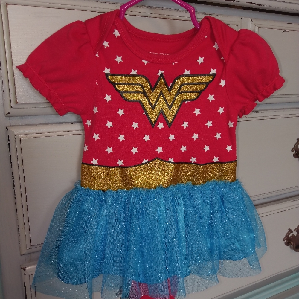 Hot Topic Wonder Woman brand Onesie costume